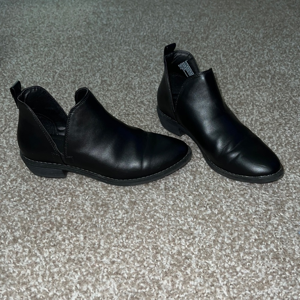 Universal Thread Booties